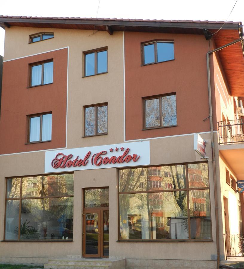 Hotel Condor Oravita Buitenkant foto