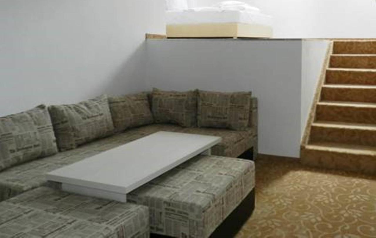 Hotel Condor Oravita Buitenkant foto
